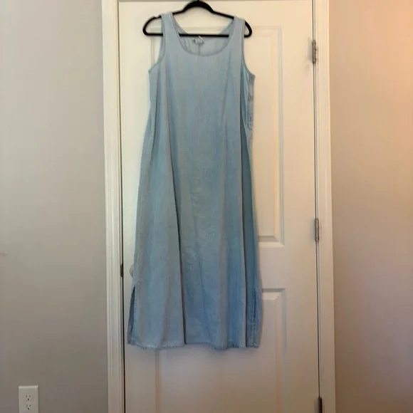 Vintage Jennifer Moore Women’s 100% Cotton Light Blue Denim Maxi Dress - Picture 9 of 9